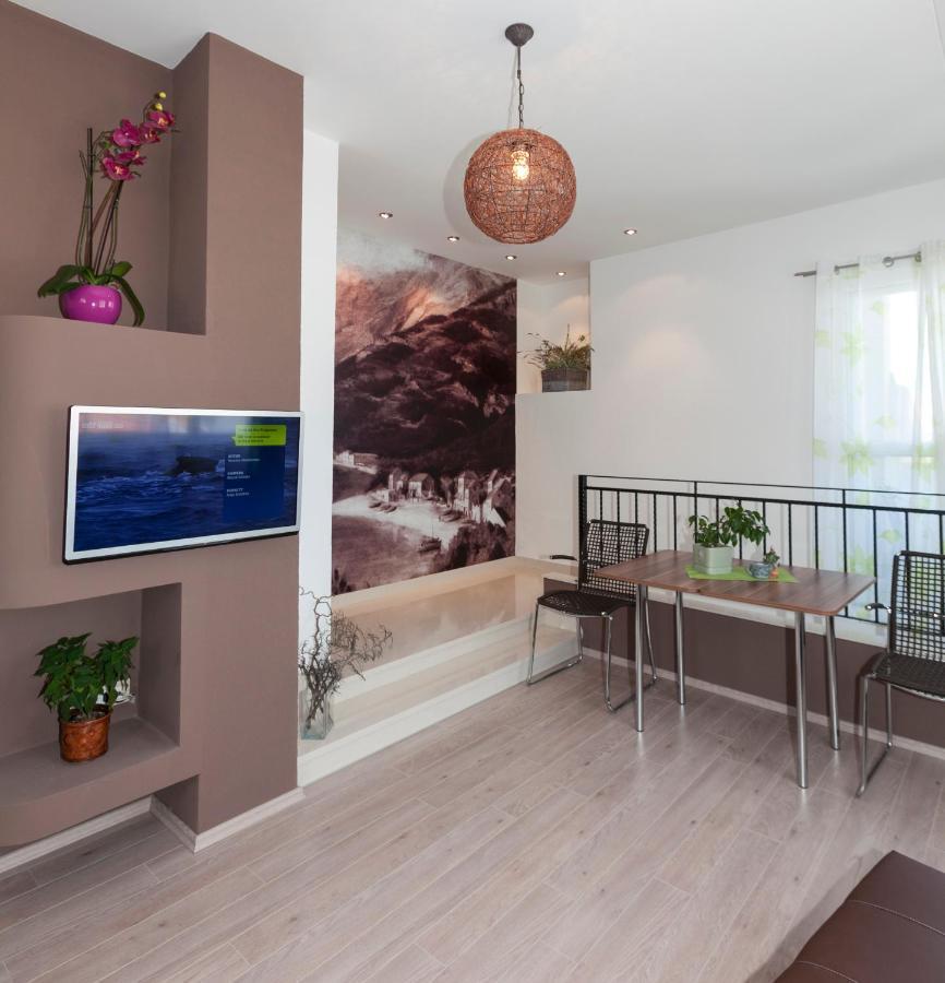 Apartmani Iva Tucepi Exterior photo