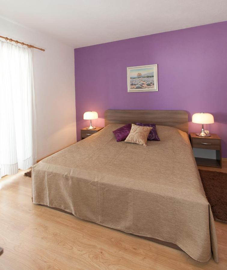 Apartmani Iva Tucepi Exterior photo