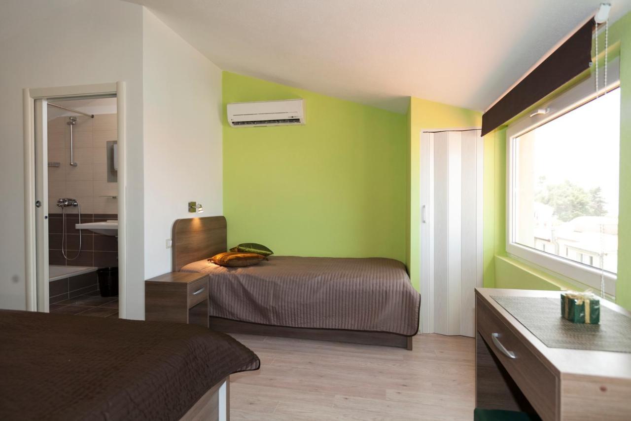 Apartmani Iva Tucepi Exterior photo