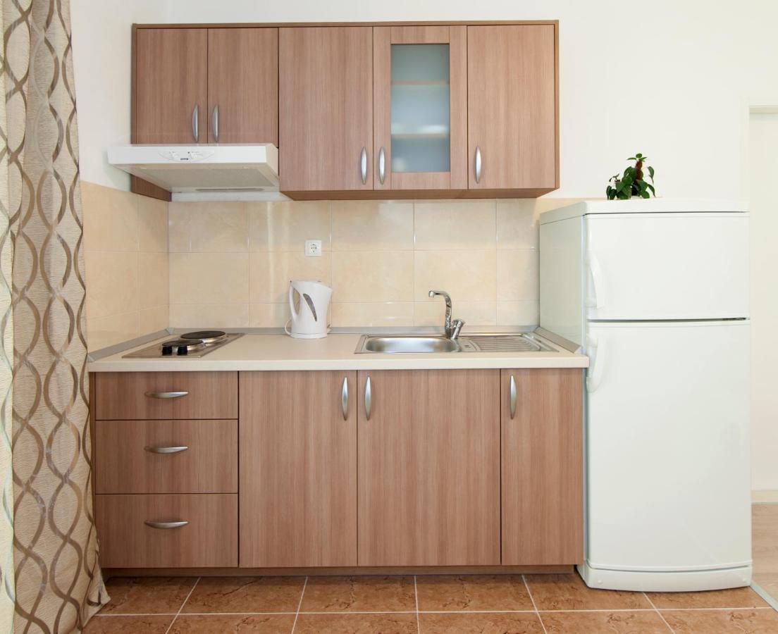 Apartmani Iva Tucepi Exterior photo