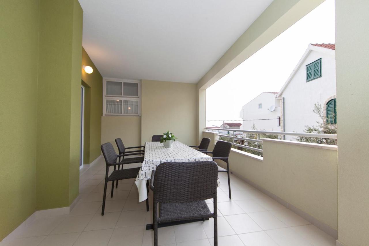 Apartmani Iva Tucepi Exterior photo