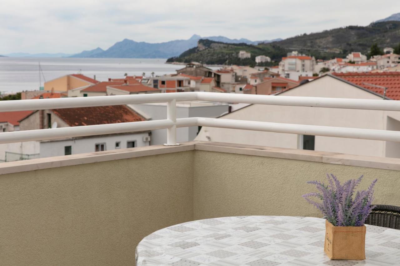 Apartmani Iva Tucepi Exterior photo